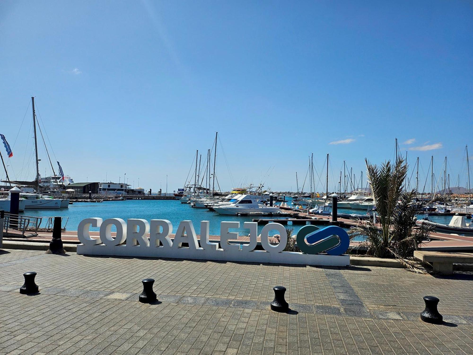 Albergue Corralejo Coliving By Amazzzing Travel Exterior foto